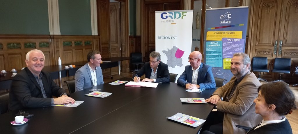 Signature d'une convention de partenariat régionale E2C - GRDF