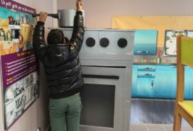  𝐈𝐦𝐦𝐞𝐫𝐬𝐢𝐨𝐧 𝐬𝐞́𝐜𝐮𝐫𝐢𝐭𝐞́ : 𝐥𝐞𝐬 𝐣𝐞𝐮𝐧𝐞𝐬 𝐩𝐥𝐨𝐧𝐠𝐞𝐧𝐭 𝐝𝐚𝐧𝐬 𝐥𝐚 𝐯𝐢𝐞 𝐝’𝐮𝐧 𝐞𝐧𝐟𝐚𝐧𝐭 𝐝𝐞 𝟑 𝐚𝐧𝐬 !