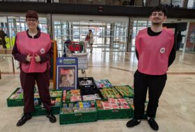 Collecte pour les Restos du Cœur avec les stagiaires de l’E2C de Nancy !