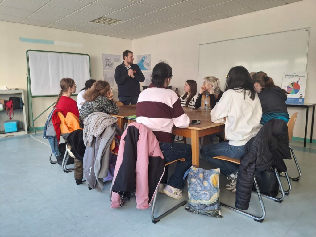 𝐌𝐢𝐬𝐬𝐢𝐨𝐧 : 𝐀𝐭𝐭𝐫𝐚𝐩𝐞-𝐦𝐨𝐢 𝐬𝐢 𝐭𝐮 𝐩𝐞𝐮𝐱, 𝐩𝐞𝐭𝐢𝐭 𝐰𝐚𝐭𝐭 !