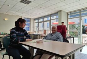 𝐈𝐧𝐯𝐚𝐬𝐢𝐨𝐧 𝐝𝐞 𝐣𝐞𝐮𝐧𝐞𝐬 𝐝𝐞́𝐭𝐞𝐜𝐭𝐞́𝐞 𝐚̀ 𝐥𝐚 𝐌𝐚𝐢𝐬𝐨𝐧 𝐝𝐞 𝐑𝐞𝐭𝐫𝐚𝐢𝐭𝐞 𝐒𝐭 𝐂𝐡𝐚𝐫𝐥𝐞𝐬  !